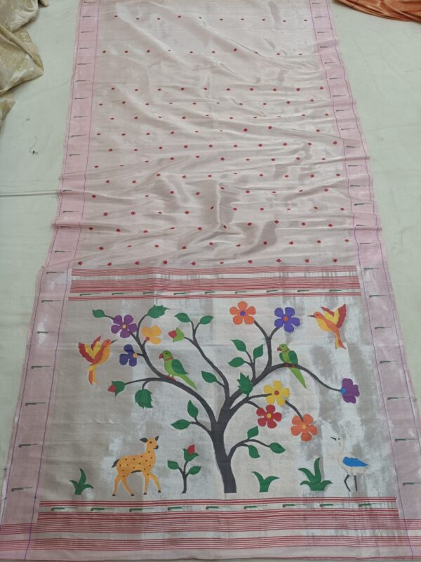 Single Muniya Tissue - Image 4